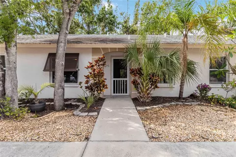 642 N Jefferson Ave #13, Sarasota, FL 34237