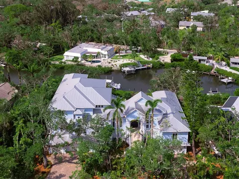 5132 Jungle Plum Rd, Sarasota, FL 34242