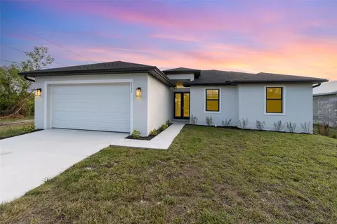 5731 Royal Okley Ln, Bokeelia, FL 33922