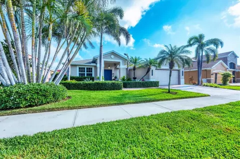 5320 Layton Dr, Venice, FL 34293