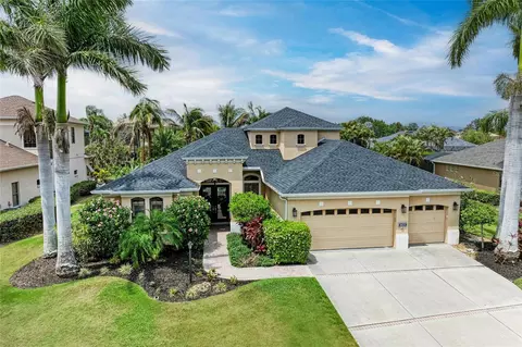 6674 Coopers Hawk Ct, Lakewood Ranch, FL 34202