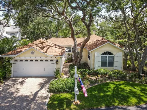 6402 23rd Avenue Dr W, Bradenton, FL 34209