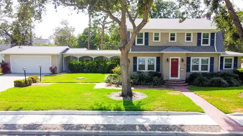 708 32nd St W, Bradenton, FL 34205