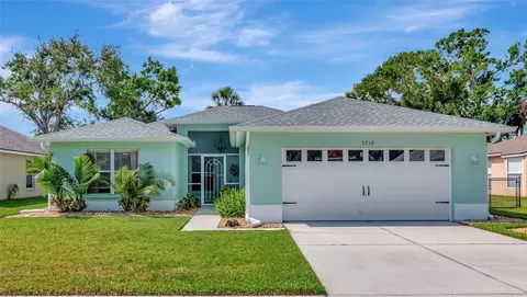 3718 61st Dr E, Bradenton, FL 34203
