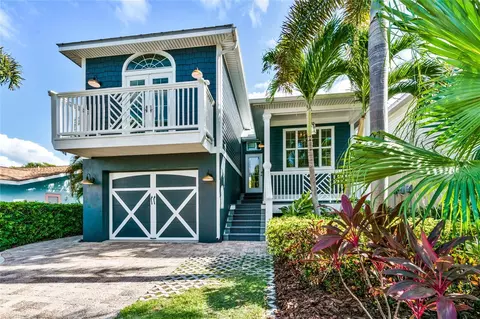 307 63rd St # B, Holmes Beach, FL 34217