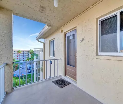 3740 Lake Bayshore Dr #501, Bradenton, FL 34205