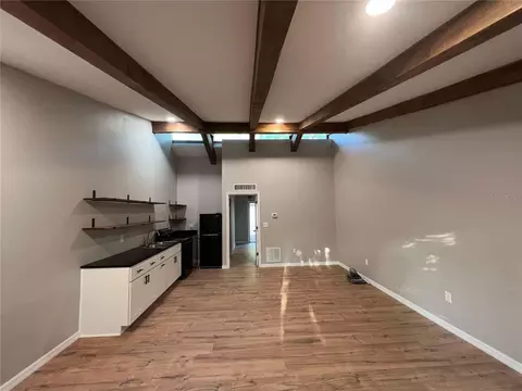 500 N Jefferson Ave #4, Sarasota, FL 34237
