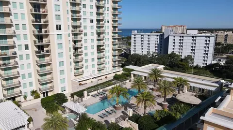 800 N Tamiami Trl #604, Sarasota, FL 34236