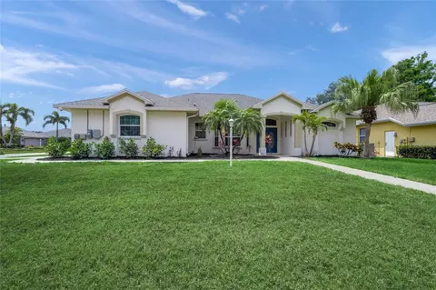 5226 Magnolia Pond Dr, Sarasota, FL 34233