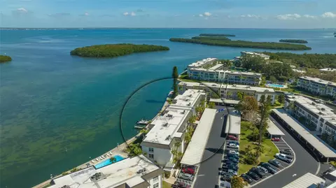 4420 Exeter Dr #L104, Longboat Key, FL 34228