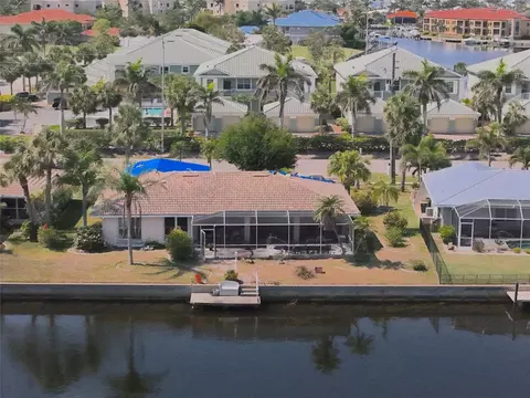 1450 Aqui Esta Dr, Punta Gorda, FL 33950