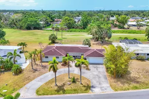 3432 Pine Valley Dr, Sarasota, FL 34239