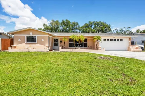 6760 14th St S, Saint Petersburg, FL 33705