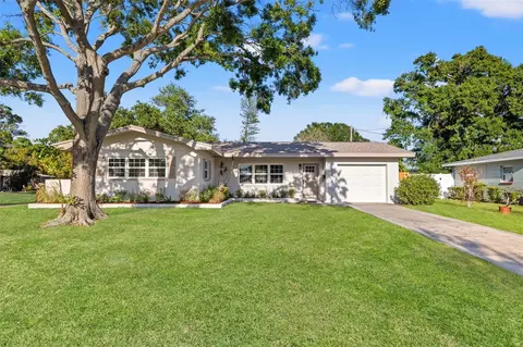 5900 6th Way S, Saint Petersburg, FL 33705