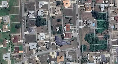 San Lorenzo Avenue, North Port, FL 34287