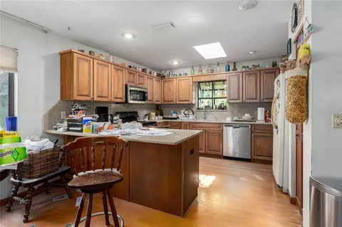 Kitchen - 9625 Erie Rd, Parrish, FL 34219 photo 1 of 1