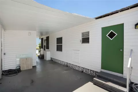307 White Oak Way, Sarasota, FL 34237