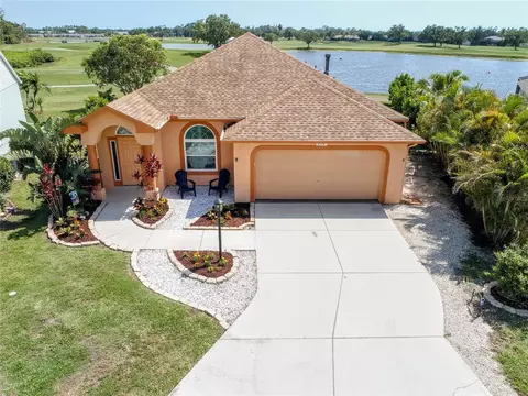 834 Springwood Cir, Bradenton, FL 34212