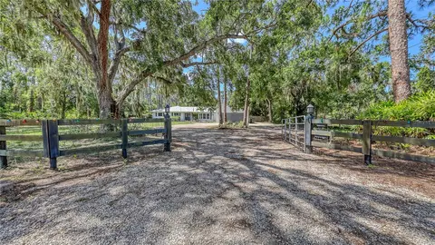 6990 Richardson Rd, Sarasota, FL 34240
