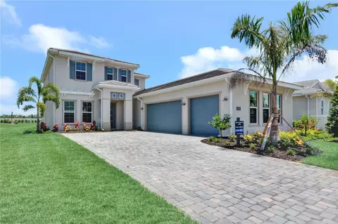 17911 Palmiste Dr, Bradenton, FL 34202