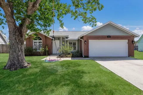 613 E 49th St E, Bradenton, FL 34208
