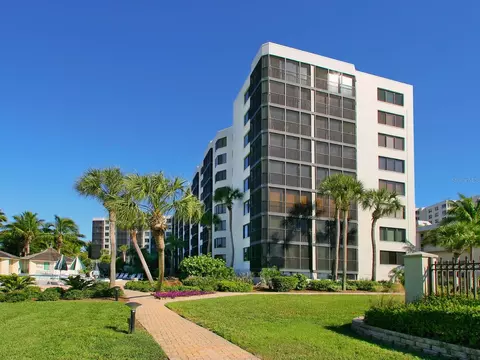 5880 Midnight Pass Rd #207, Sarasota, FL 34242