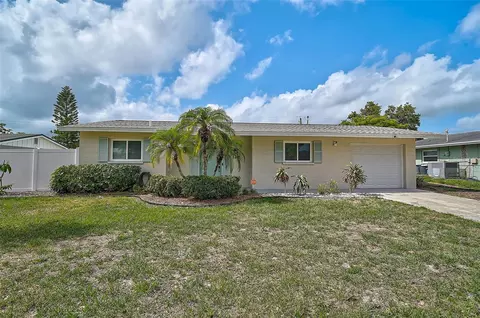 5412 Skyline Pl, Sarasota, FL 34232