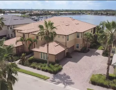 1241 Riverscape St #B, Bradenton, FL 34208