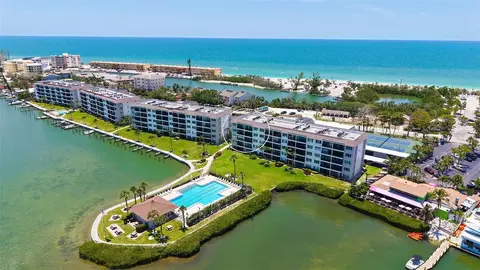 8897 Midnight Pass Rd #407, Sarasota, FL 34242