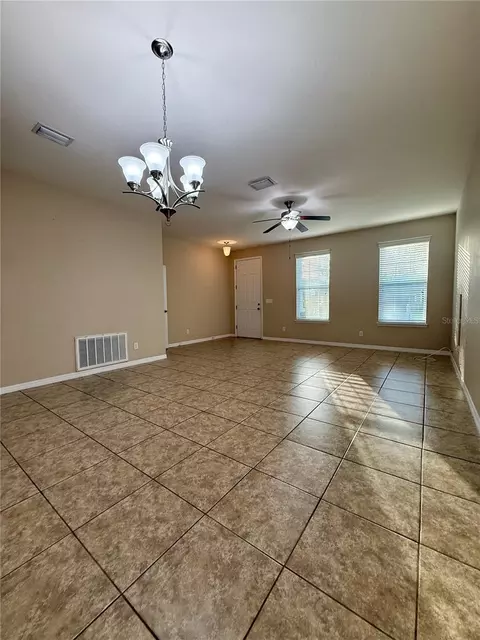Living - 6121 35th Ct E, Bradenton, FL 34203 photo 4 of 7