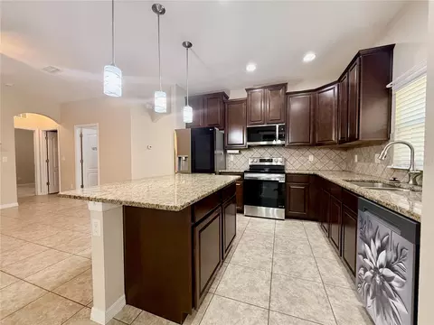 Kitchen - 6121 35th Ct E, Bradenton, FL 34203 photo 3 of 3