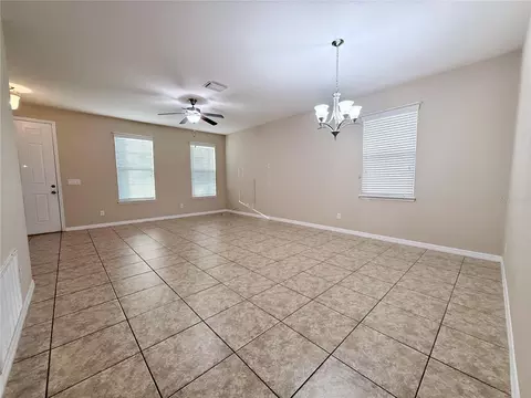 Living - 6121 35th Ct E, Bradenton, FL 34203 photo 3 of 7