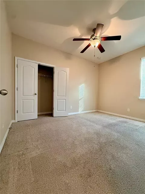 Bedroom - 6121 35th Ct E, Bradenton, FL 34203 photo 1 of 5