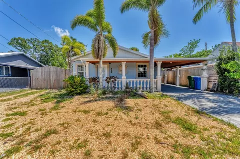513 25th Ave W, Bradenton, FL 34205