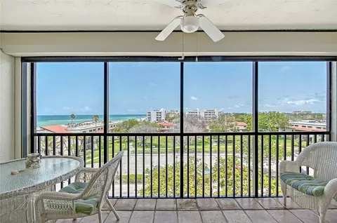 2045 Gulf Of Mexico Dr #M1-515, Longboat Key, FL 34228