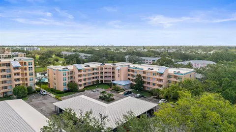 4530 Pinebrook Cir #109, Bradenton, FL 34209