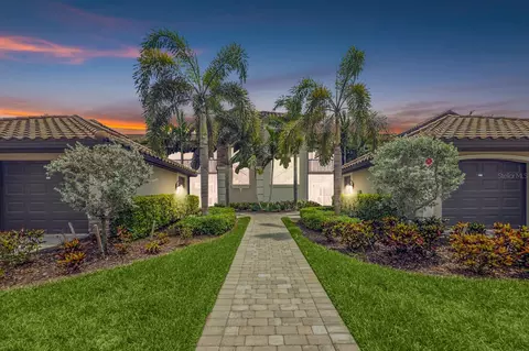 5624 Palmer Cir #206, Bradenton, FL 34211