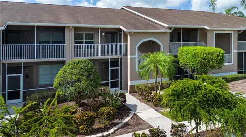 5330 Hyland Hills Ave #2324, Sarasota, FL 34241