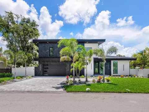 1323 Loma Linda Ct, Sarasota, FL 34239