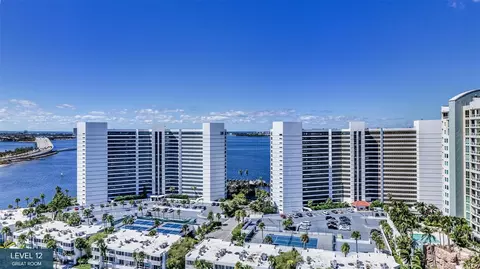 555 Quay Cmn #401, Sarasota, FL 34236