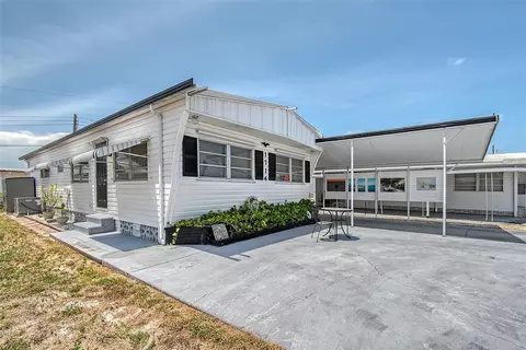 1716 Indiana Ave, Bradenton, FL 34207