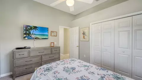 Bedroom - 4612 4th Ave E, Bradenton, FL 34208 photo 5 of 5