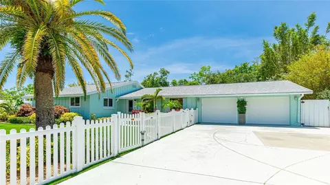 5238 Susan Ave, Sarasota, FL 34231
