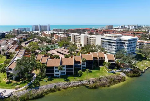 1900 Cove Ii Pl #135, Sarasota, FL 34242