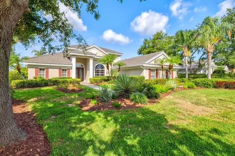 8930 Bloomfield Blvd, Sarasota, FL 34238
