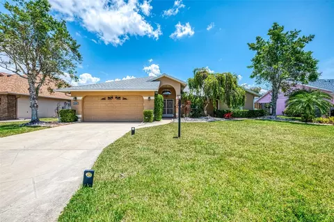 5742 39th Street Cir E, Bradenton, FL 34203