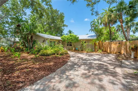 2630 Bucida Dr, Sarasota, FL 34232