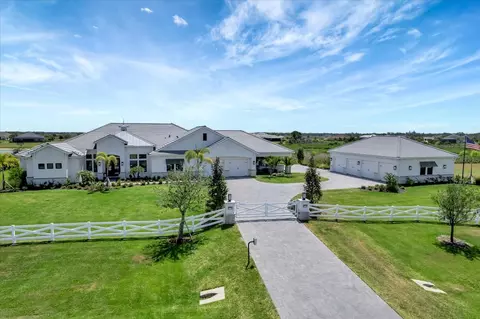 3574 Recurve Cir, Sarasota, FL 34240