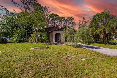 1862 Rita St, Sarasota, FL 34231