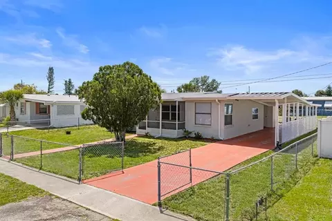 8725 Aero Ave, North Port, FL 34287